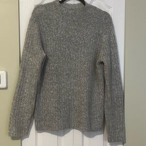 Uniqlo Gray Mock neck Sweater
